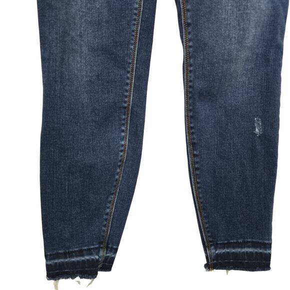 Spanx Distressed Denim Leggings Jeans Medium Wash Size Small Pull-On Compression - Picture 9 of 10